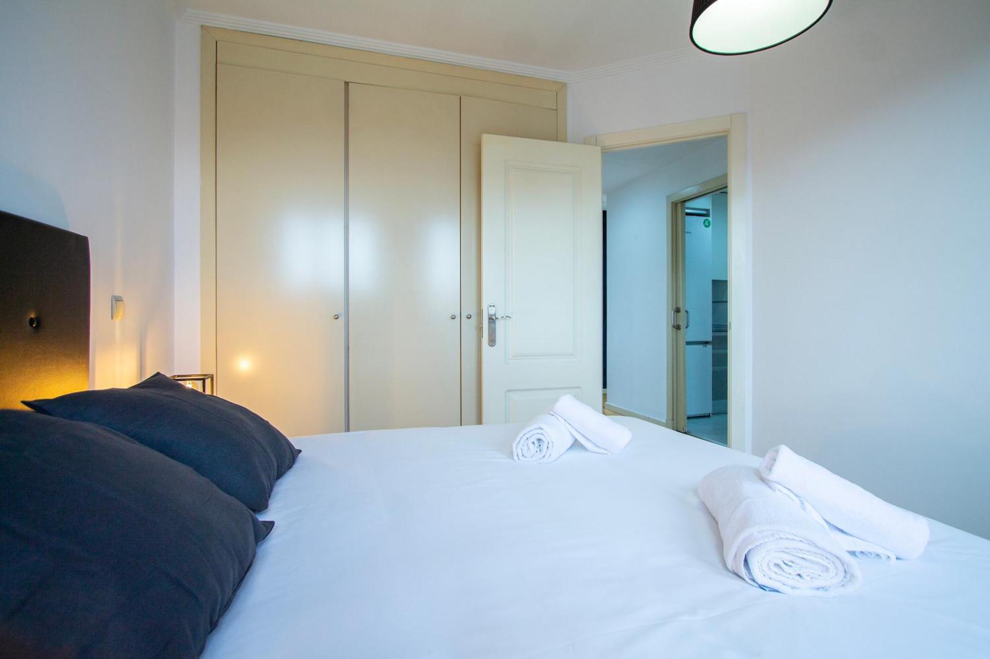 Apartamentos Cinco Rosas Мадрид Екстер'єр фото