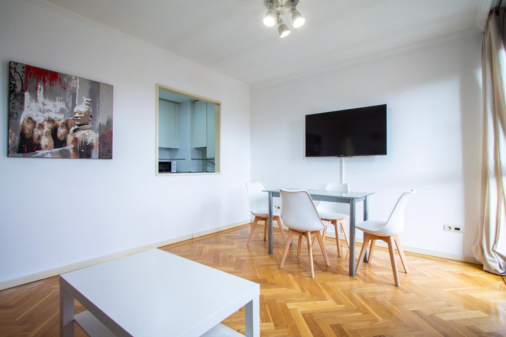 Apartamentos Cinco Rosas Мадрид Екстер'єр фото
